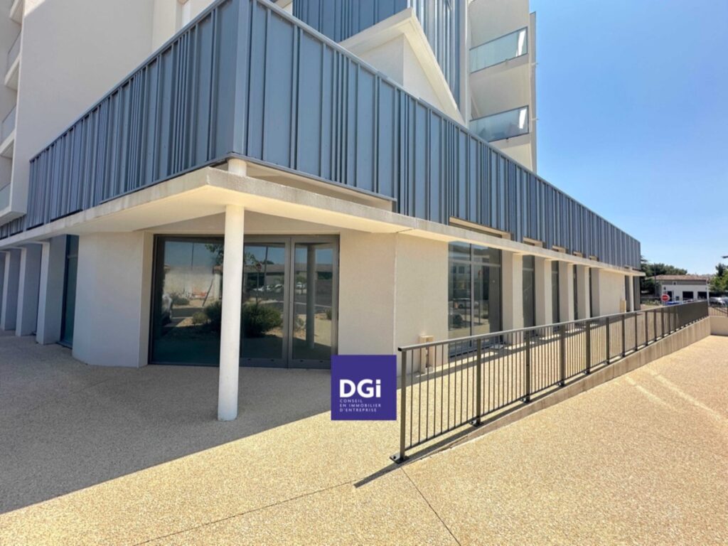 commerce a vendre avignon les angles