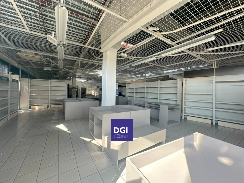 ville active commerce à louer