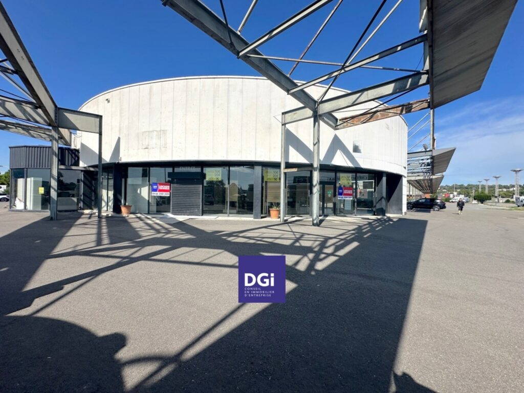 location local commercial Nîmes