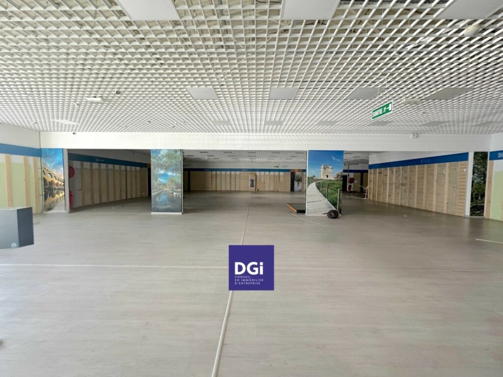 location local commercial nimes marechal juin