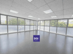 bureau a louer nimes ville active