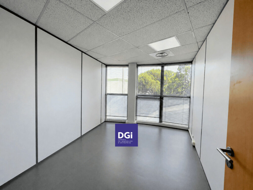 location bureau nimes