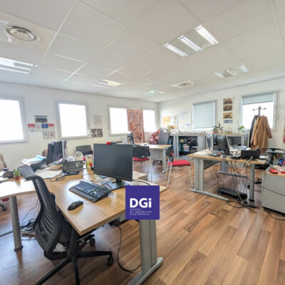 A VENDRE, Bureaux à NIMES – 2032801-0V
