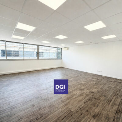 A LOUER, Bureaux à NIMES – 2153920-0L
