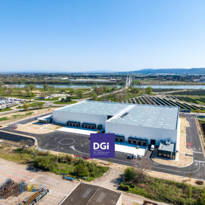 A LOUER, Locaux d&rsquo;activités à BEAUCAIRE – 2138345-0L