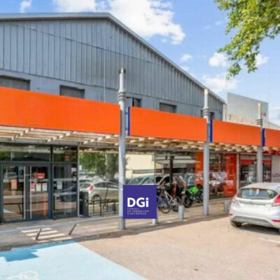 A LOUER, Locaux d&rsquo;activités à NIMES – 2141827-0L