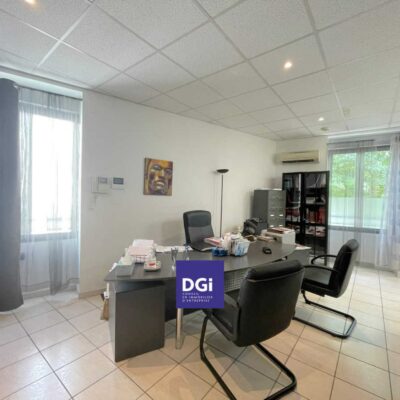 A LOUER, Bureaux à NIMES – 1397908-0L