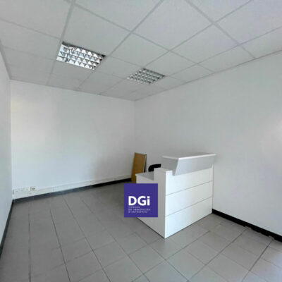 A LOUER, Bureaux à NIMES – 2095847-0L
