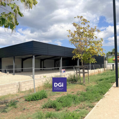 A LOUER, Locaux commerciaux à NIMES – 1436447-0L