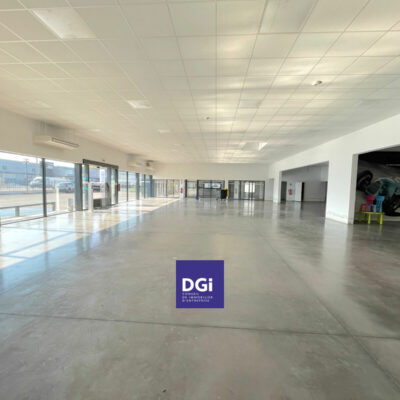 A LOUER, Locaux commerciaux à NIMES – 1419176-0L