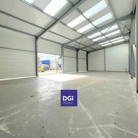 local d'activité entrepôt neuf à louer Mas de Cheylon Nîmes